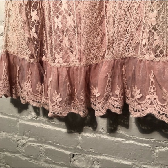 A'Reve - Pink Lace Dress - Size Large - Picture 7 of 7